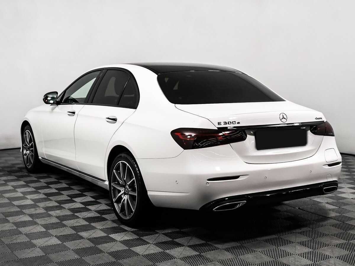 Mercedes-Benz E-Класс 300 e, 2022 - 26 355 км. | Фото №7