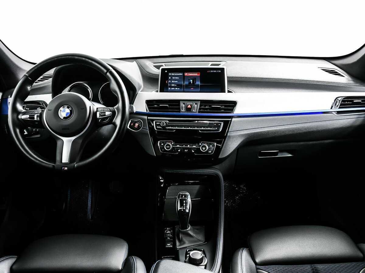 BMW X1 20i xDrive, 2020 Фото №11