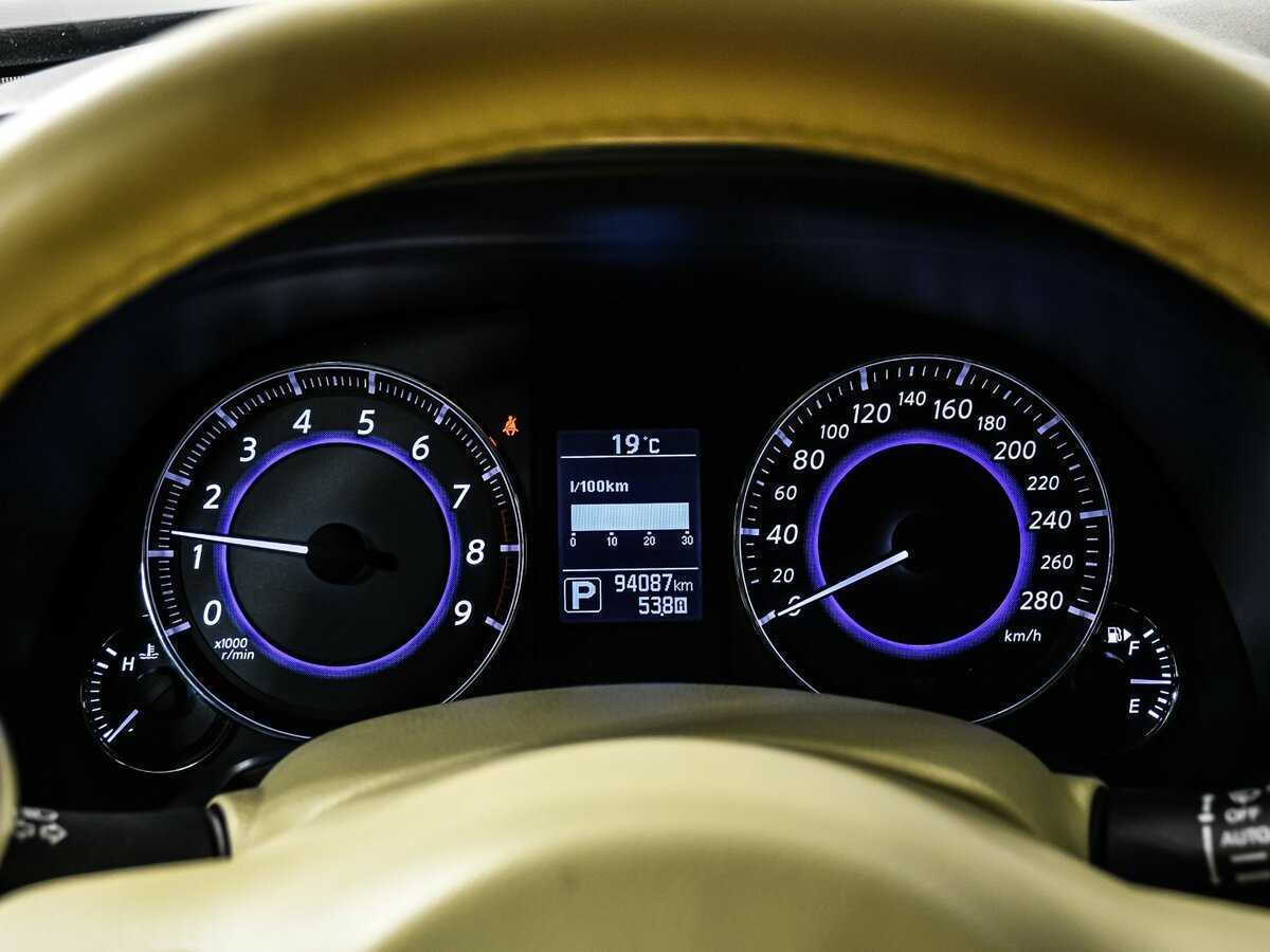 Infiniti QX70, 2015 Фото №10