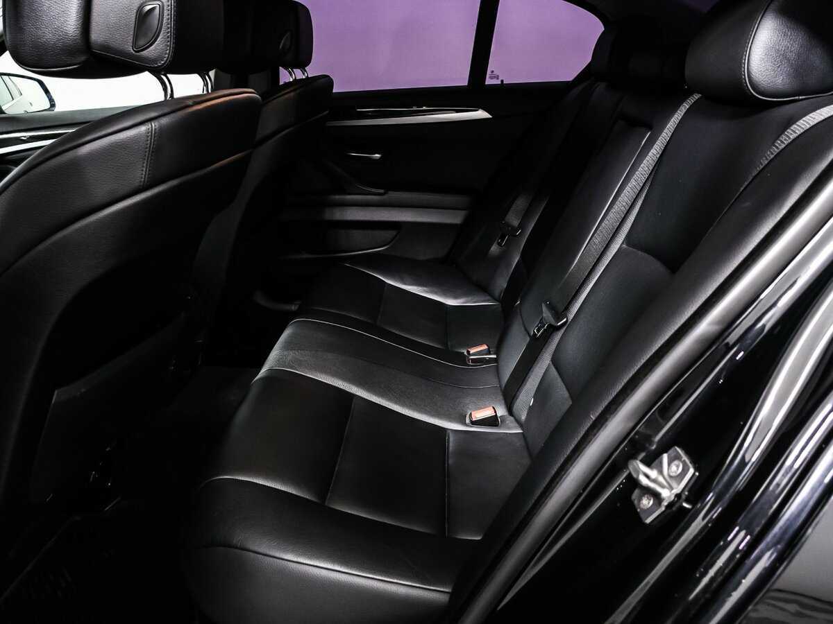 BMW 5 серии 530d, 2011 Фото №14