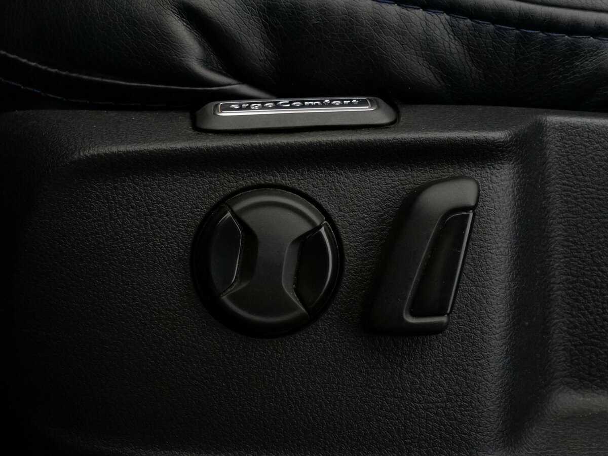 Volkswagen Passat, 2020 Фото №21