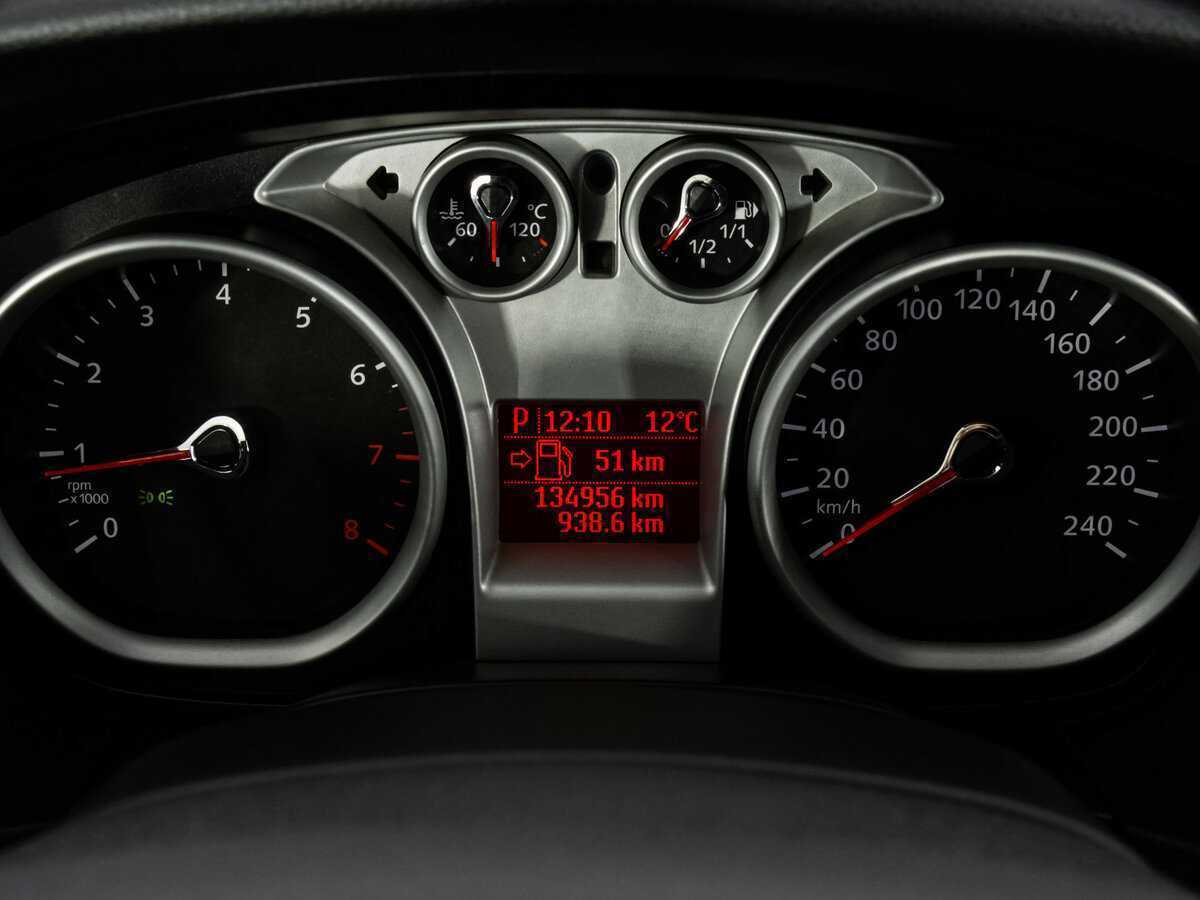 Ford Focus, 2011 Фото №13