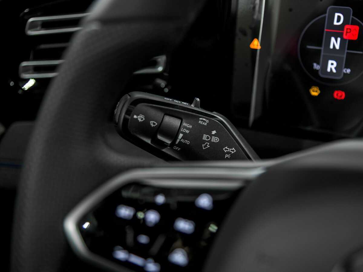 Volkswagen Tiguan L Pro, 2024 Фото №9