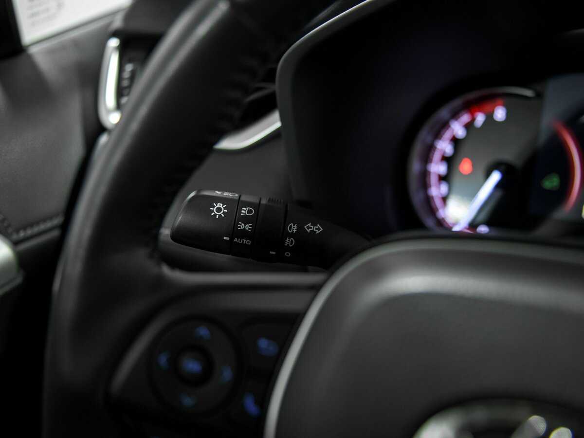 Toyota RAV4, 2021 - 40 468 км. | Фото №8