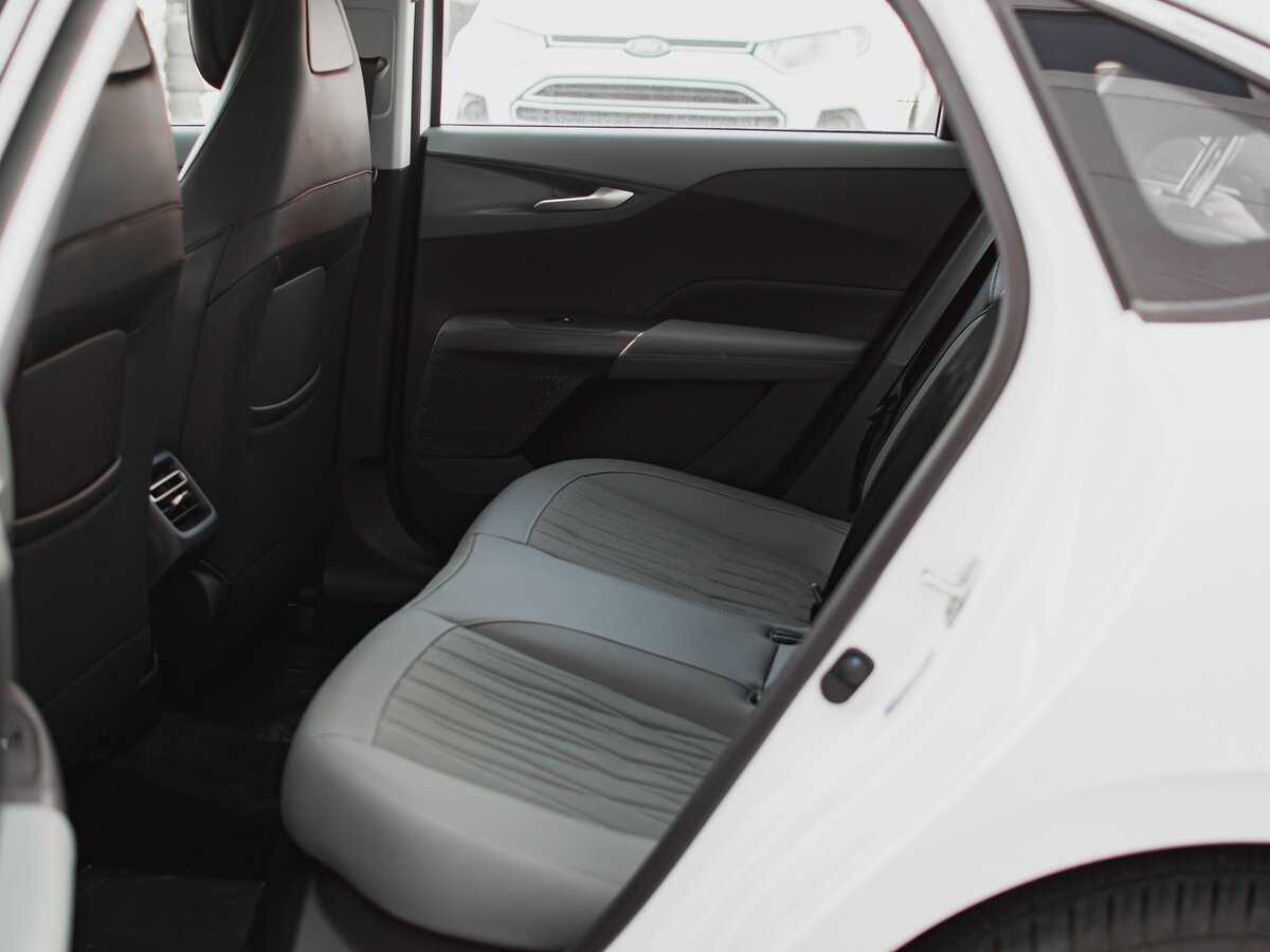 Changan Lamore, 2023 Фото №20