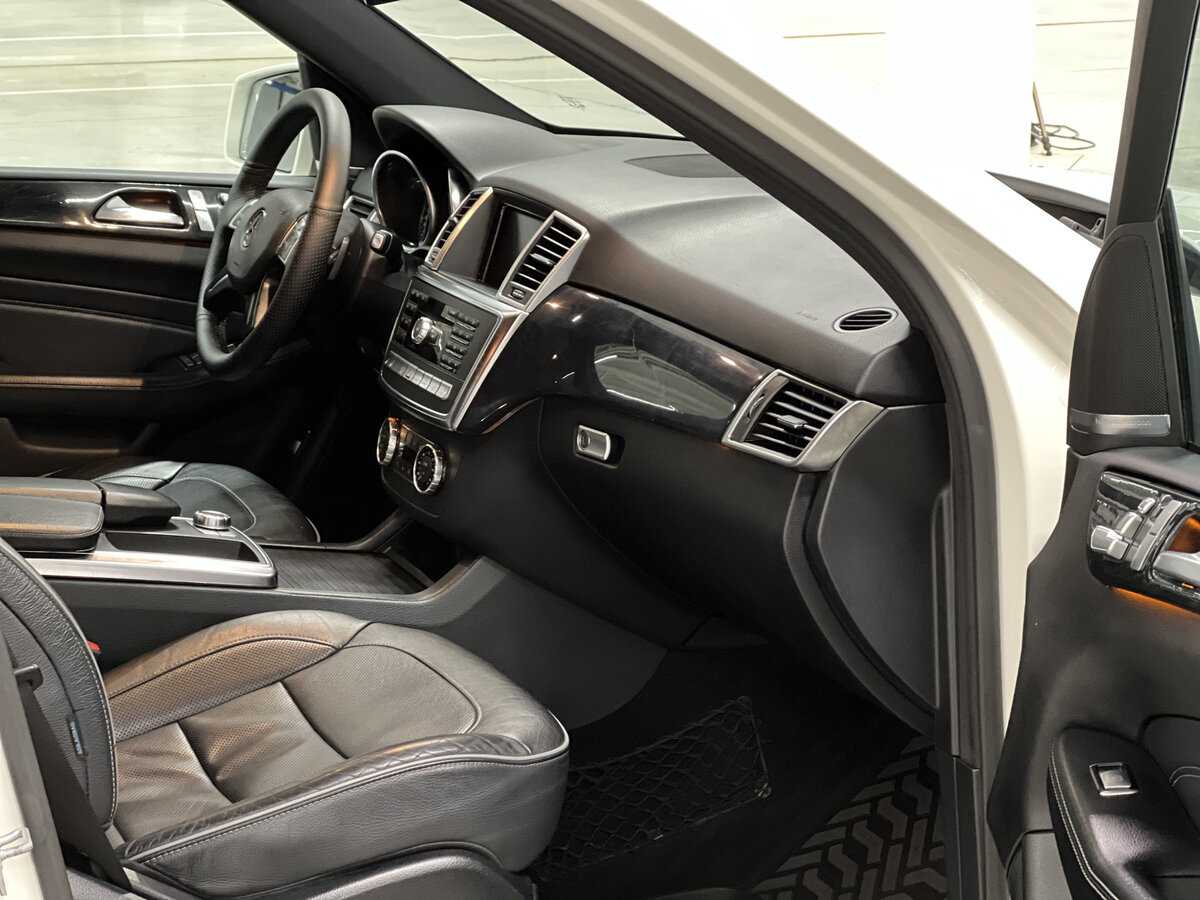 Mercedes-Benz M-Класс 350 CDI, 2011 Фото №11