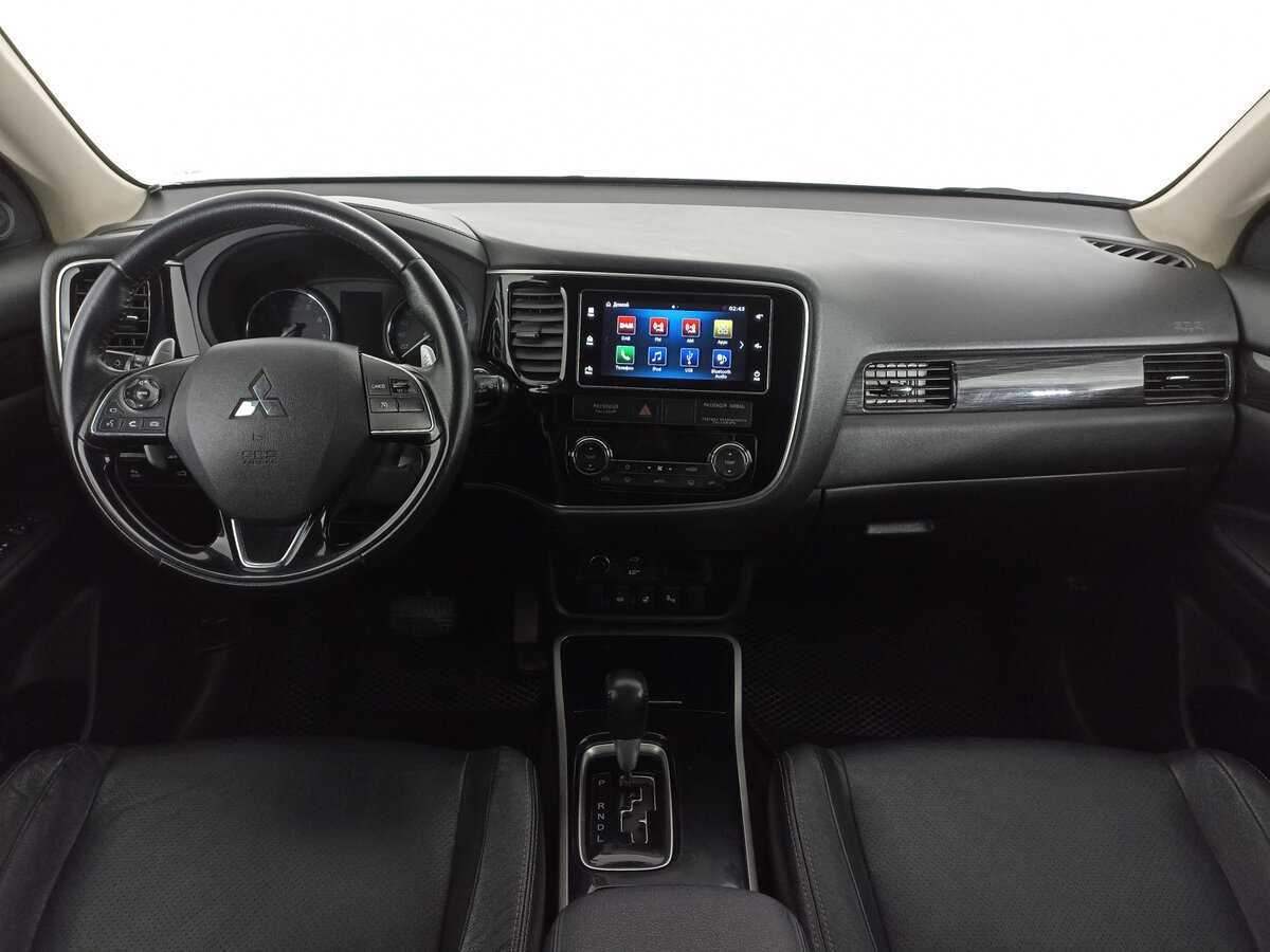 Mitsubishi Outlander, 2017 Фото №12