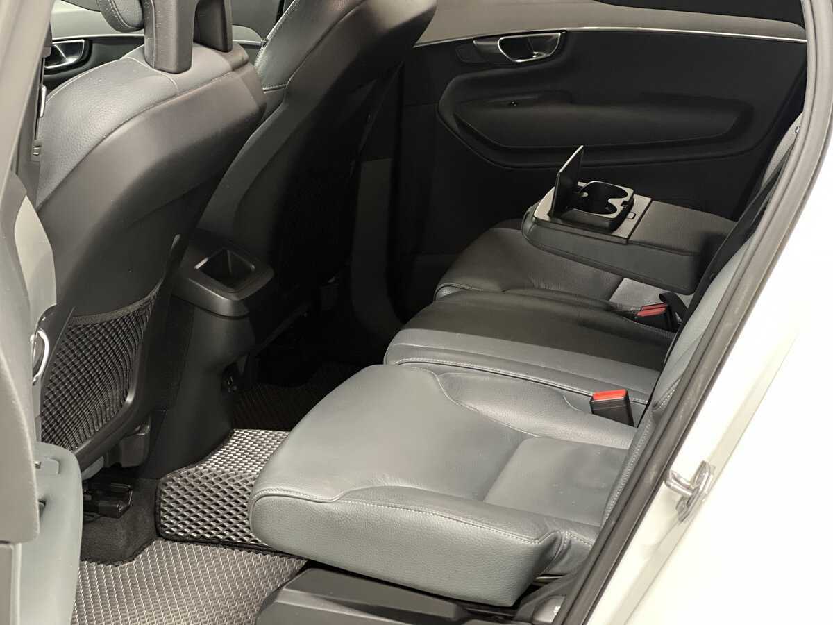 Volvo XC90, 2020 Фото №12