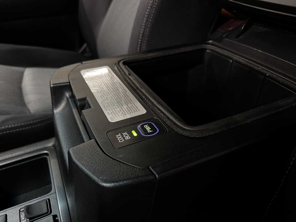 Toyota Land Cruiser Prado, 2014 Фото №19