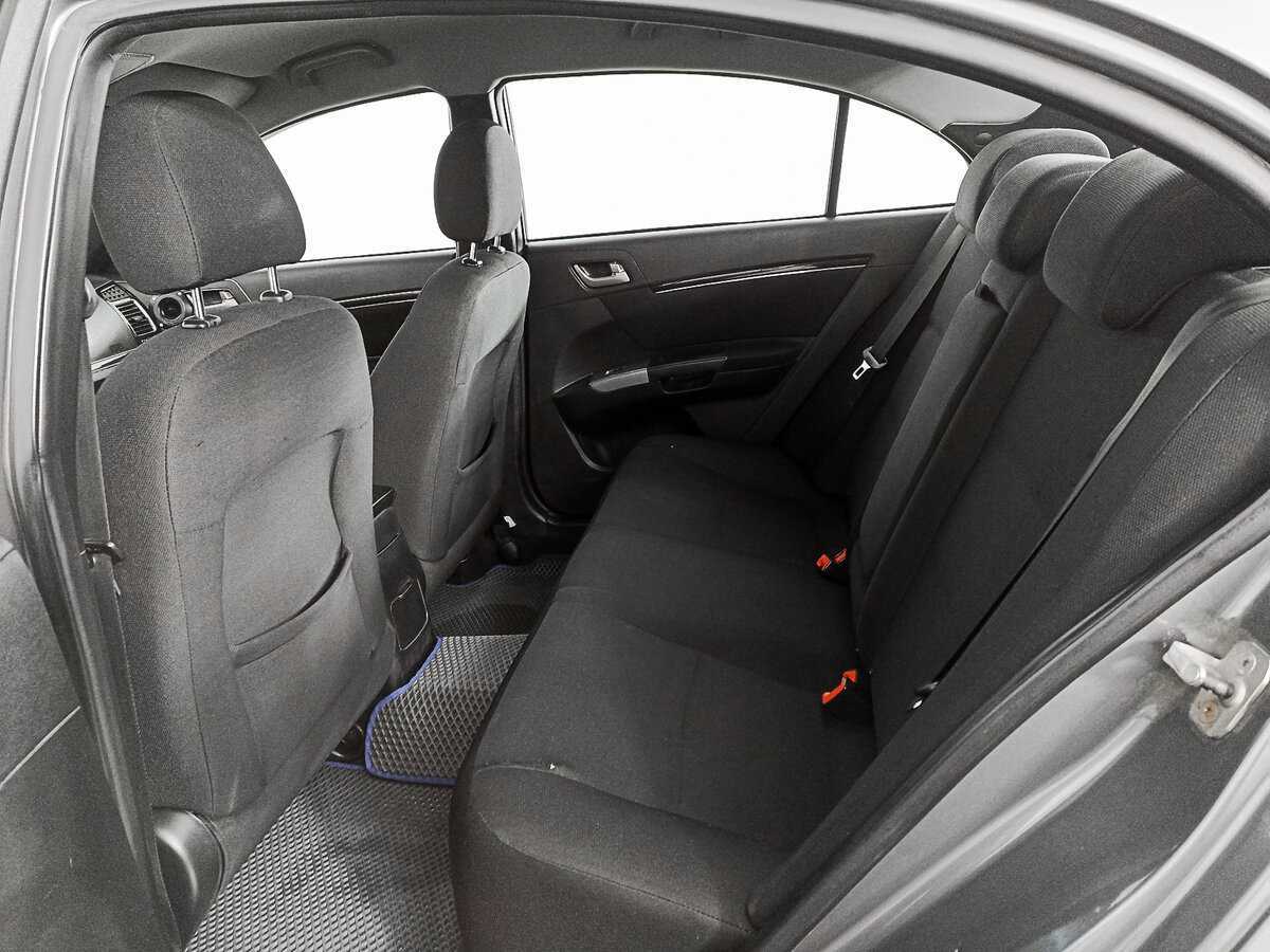 Geely Emgrand EC7, 2013 Фото №11