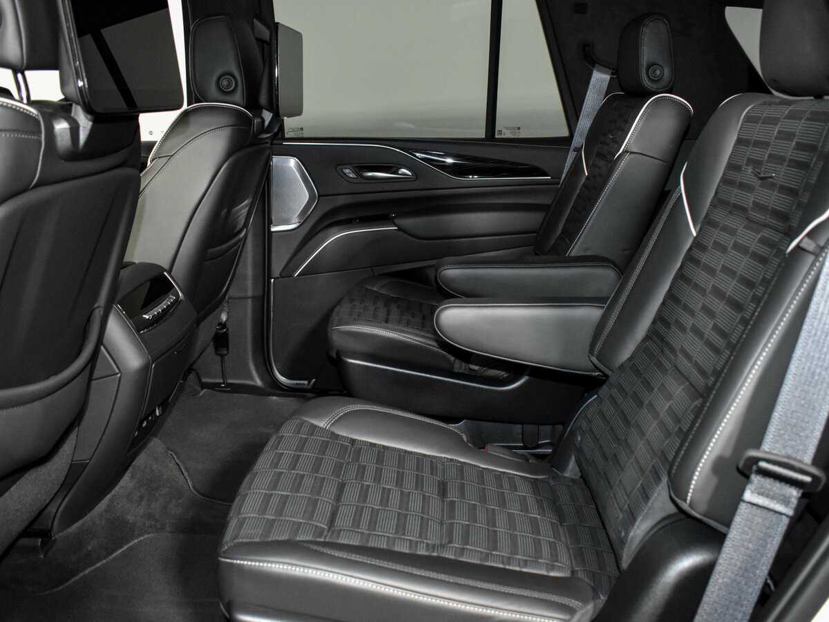 Cadillac Escalade-V, 2022 Фото №11