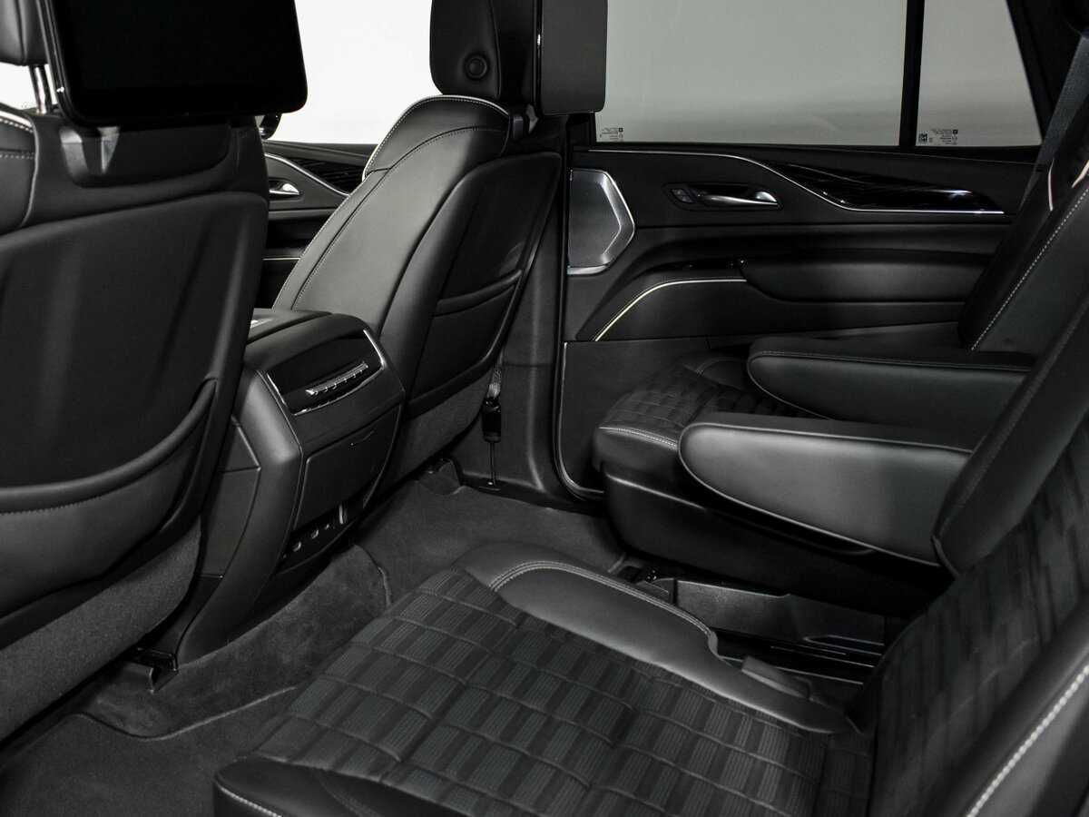 Cadillac Escalade-V, 2022 Фото №12