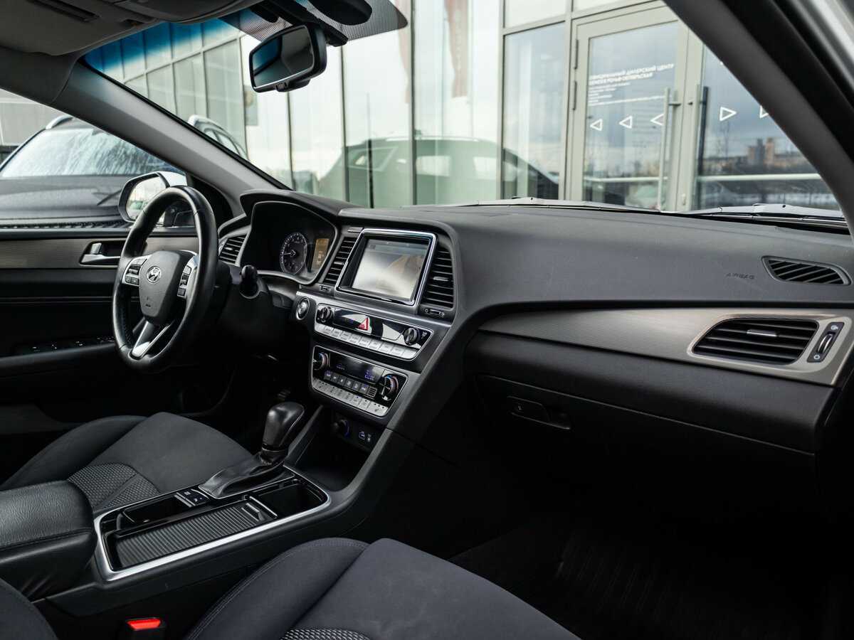 Hyundai Sonata, 2018 Фото №10