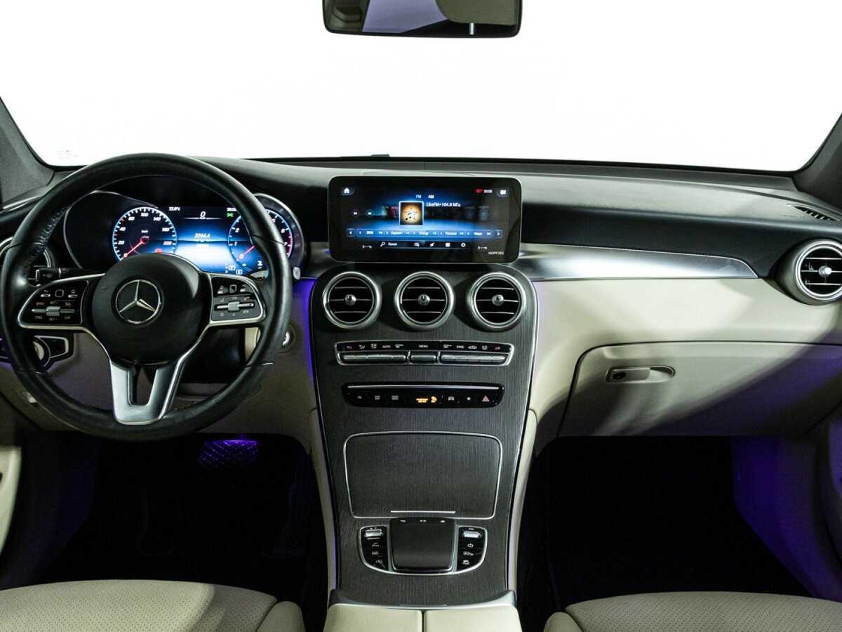Mercedes-Benz GLC Coupe 300, 2019 Фото №13