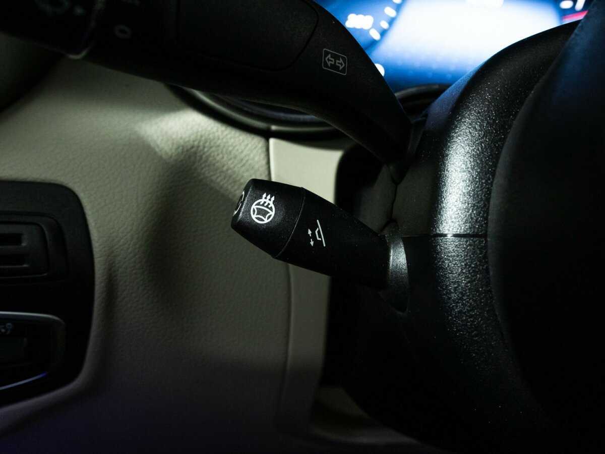 Mercedes-Benz GLC Coupe 300, 2019 Фото №21