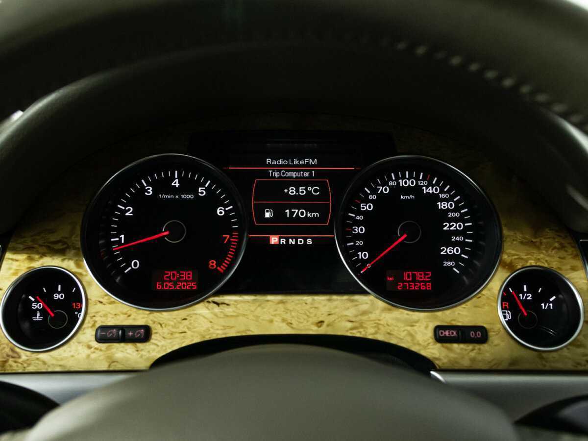 Audi A8, 2008 Фото №12