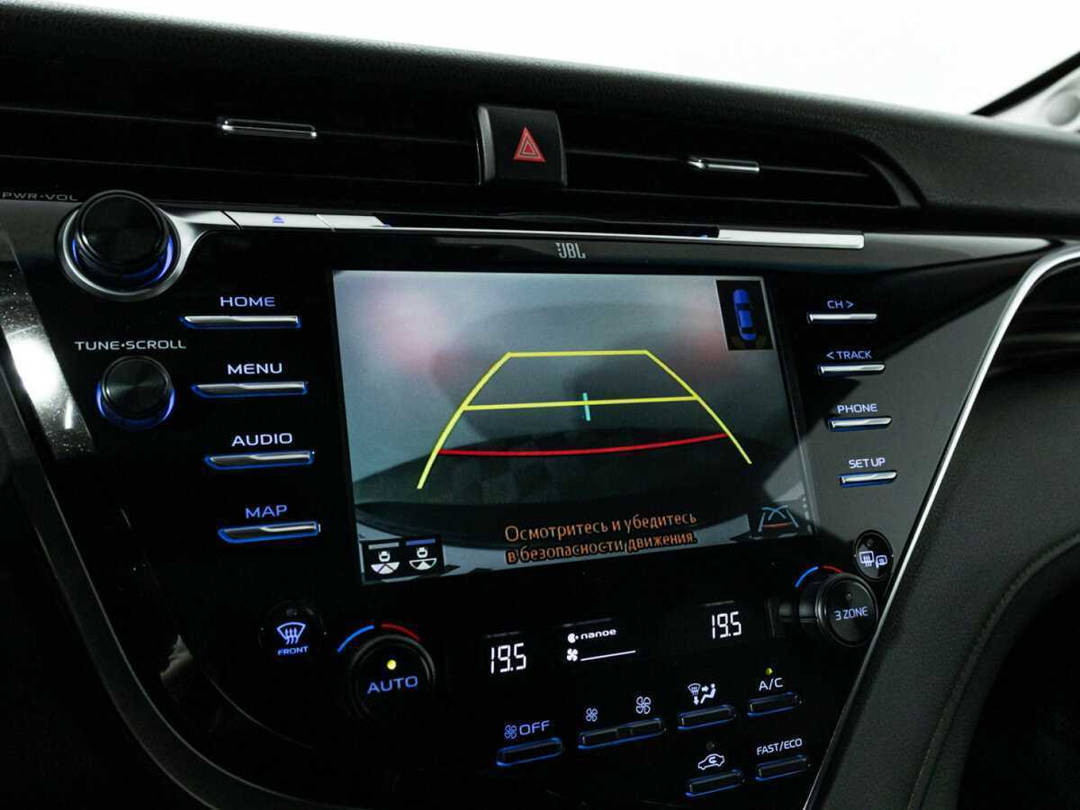 Toyota Camry, 2020 Фото №16