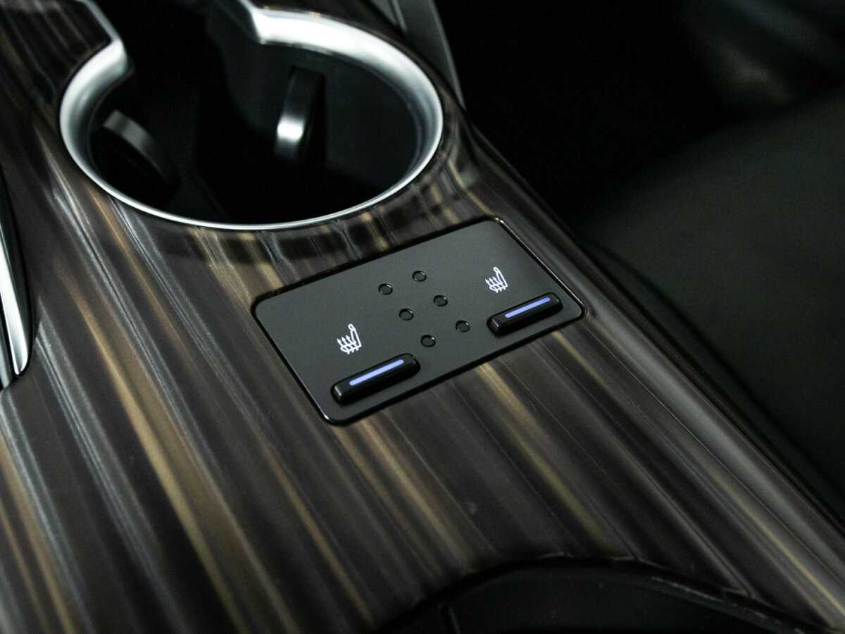 Toyota Camry, 2020 Фото №19