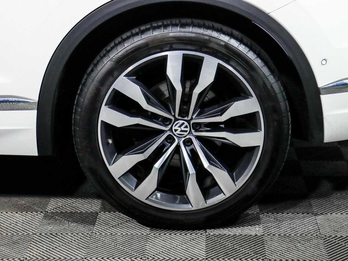 Volkswagen Touareg, 2019 Фото №15