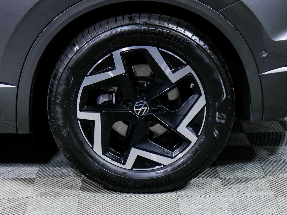 Volkswagen Touareg, 2023 Фото №15