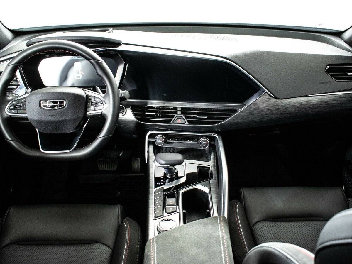 Geely Tugella, 2023 Фото №11