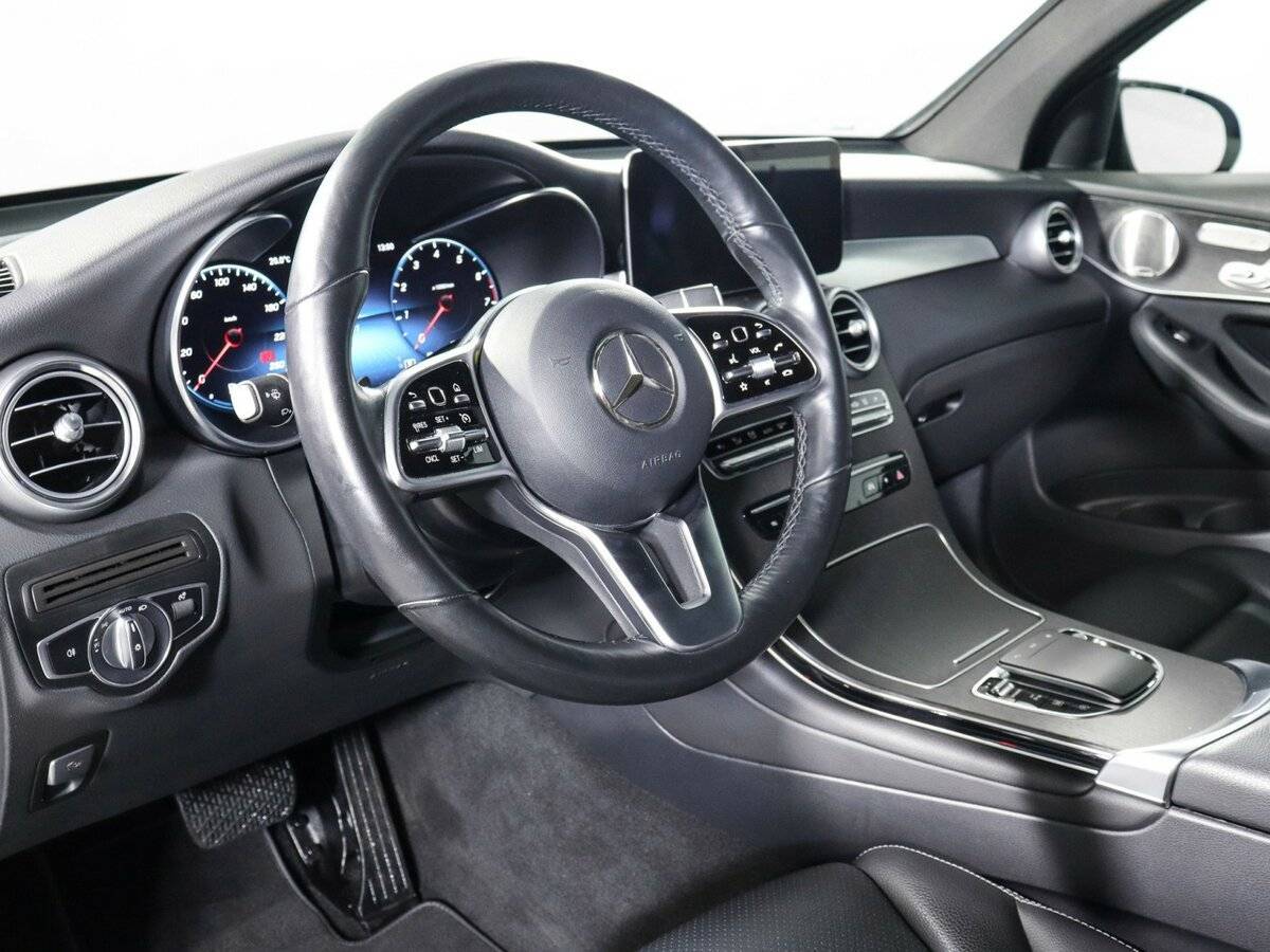 Mercedes-Benz GLC Coupe 300, 2021 Фото №10