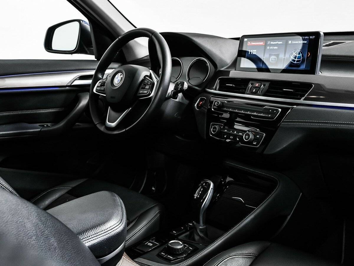 BMW X1 20i xDrive, 2021 Фото №9