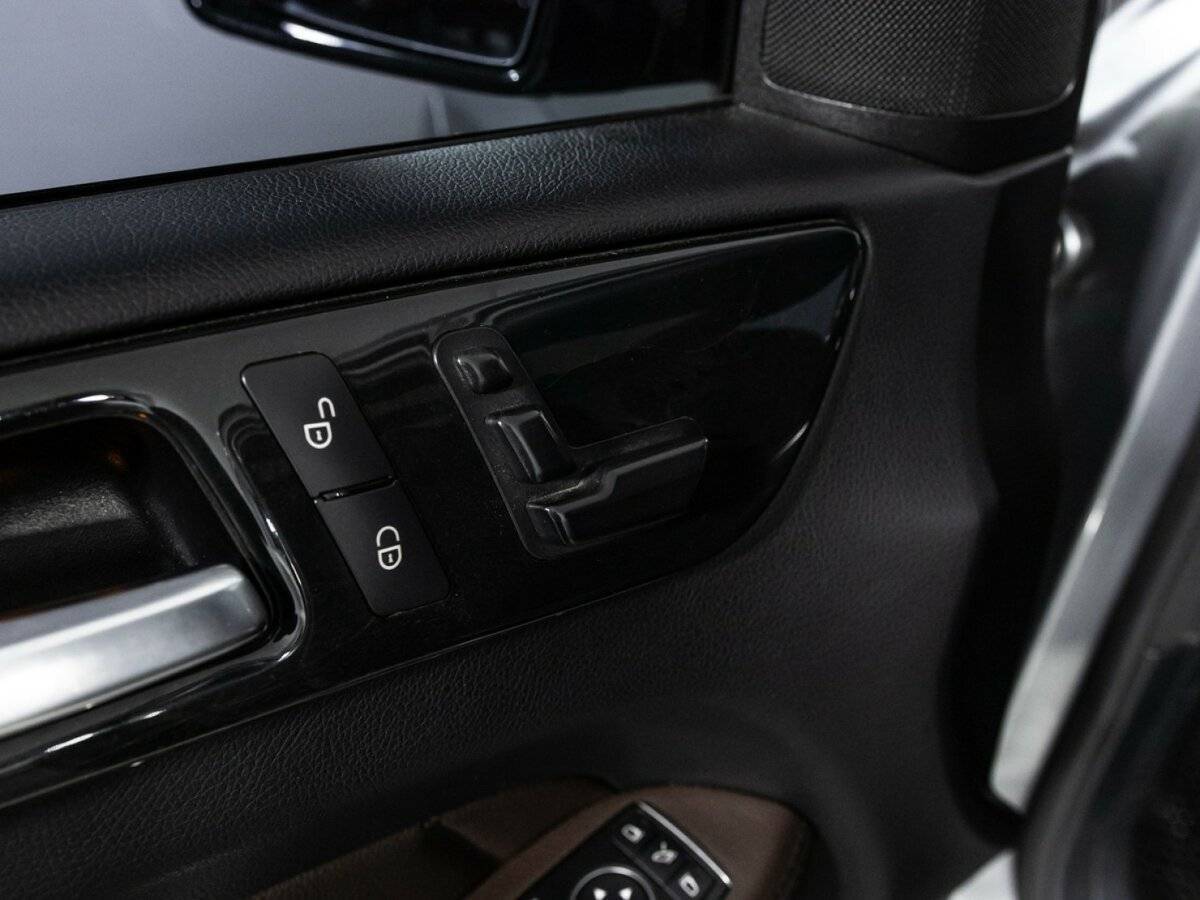 Mercedes-Benz GL-Класс 350 CDI BlueTEC, 2015 Фото №19