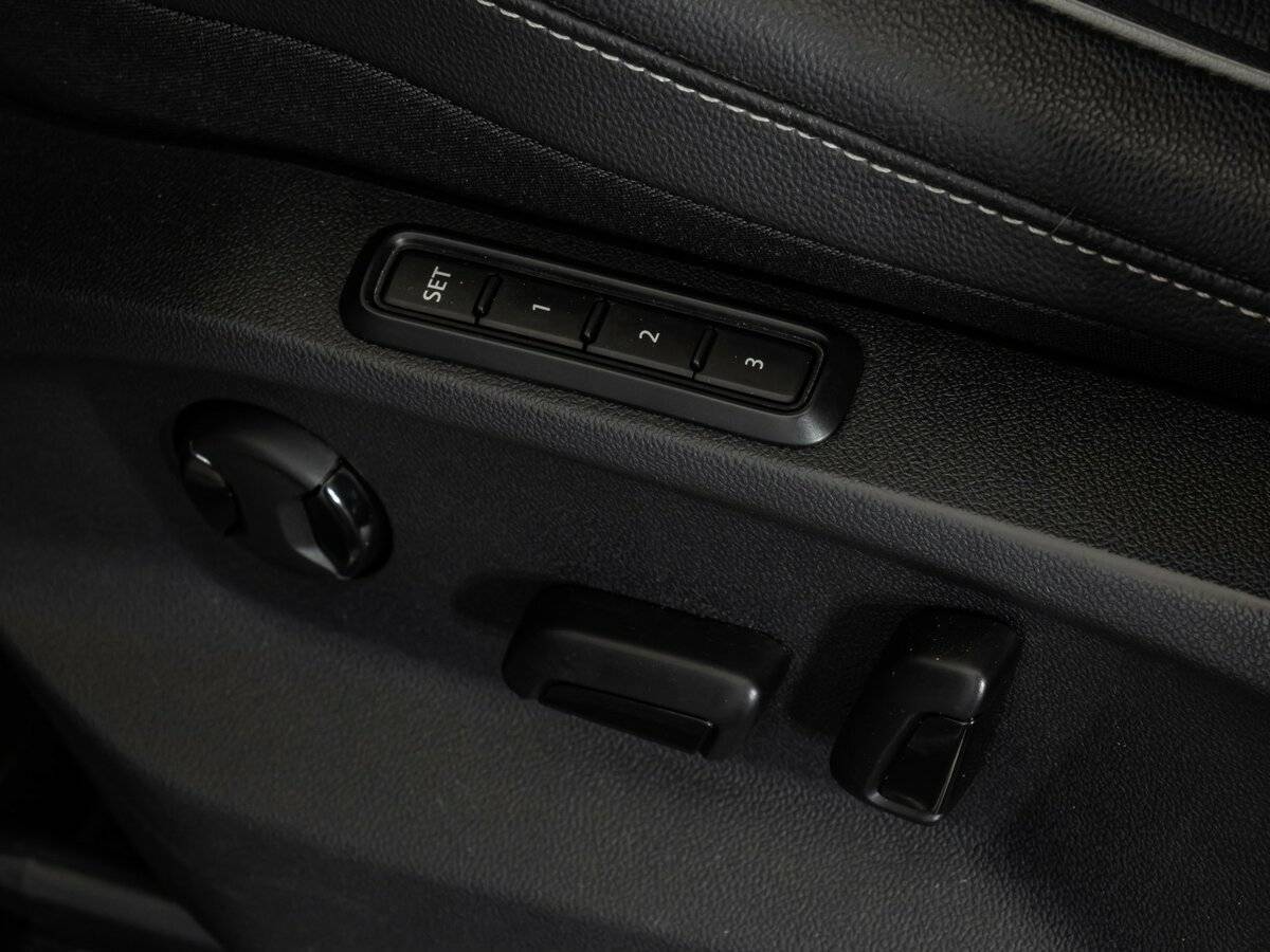 Volkswagen Tiguan, 2021 Фото №26