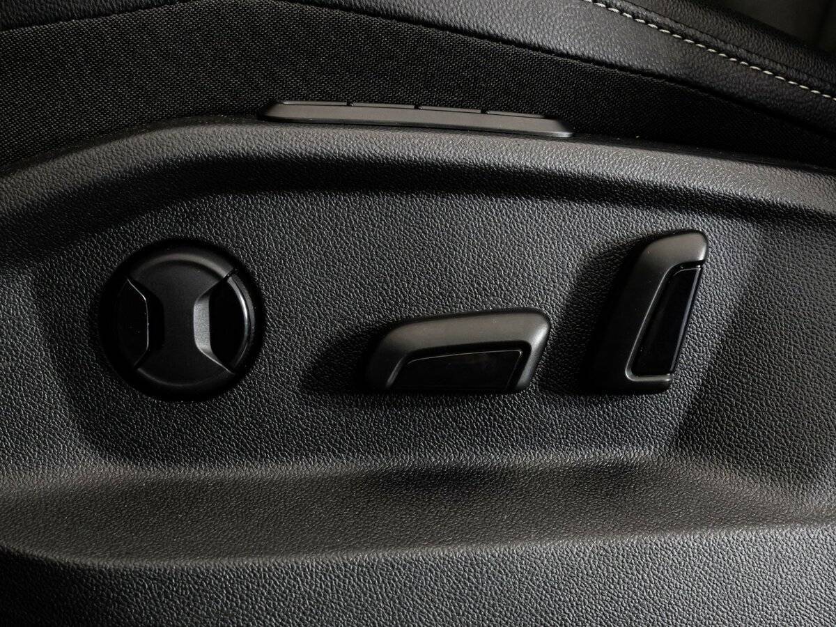 Volkswagen Tiguan, 2021 Фото №27