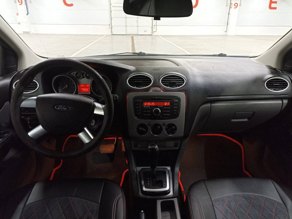 Ford Focus, 2011 Фото №14