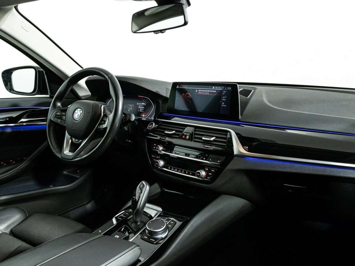 BMW 5 серии 520d xDrive, 2020 Фото №9