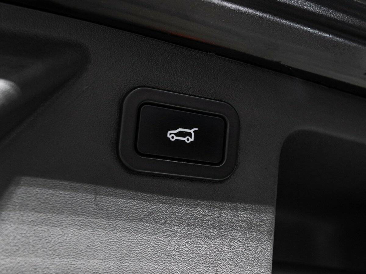 Land Rover Discovery Sport, 2017 Фото №16