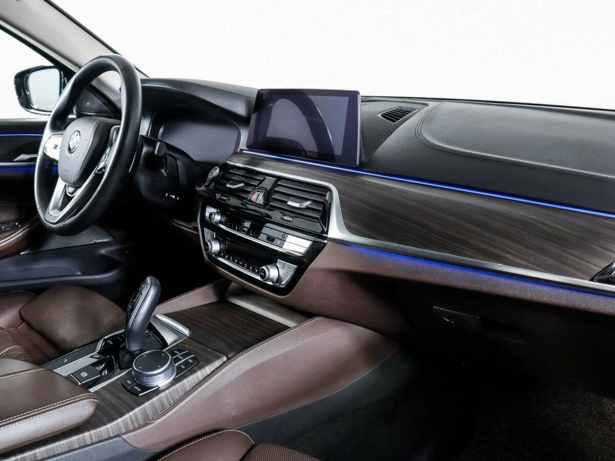 BMW 5 серии 530i, 2020 - 64 238 км. | Фото №6