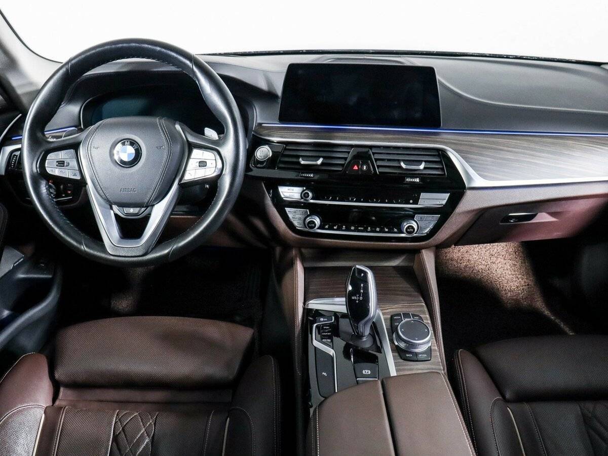 BMW 5 серии 530i, 2020 Фото №9
