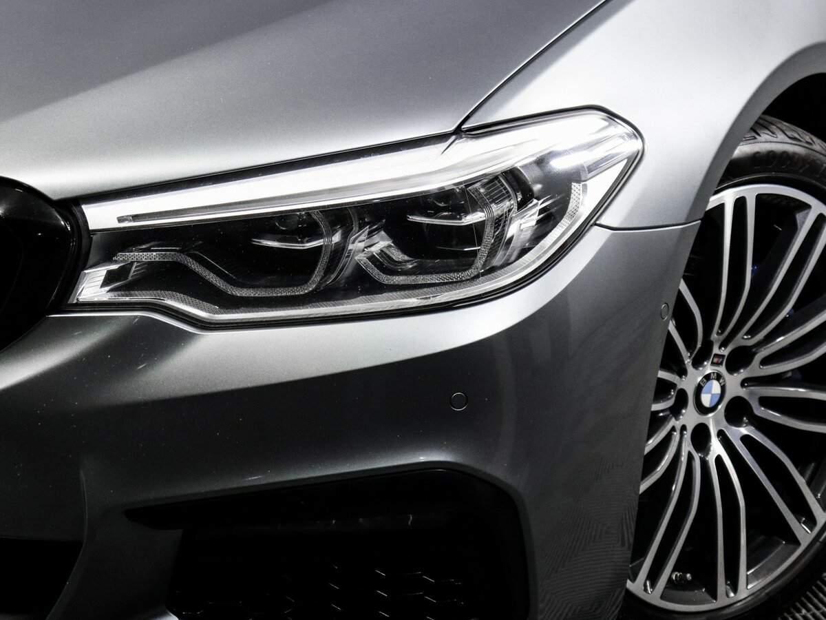 BMW 5 серии 530i xDrive, 2018 Фото №17