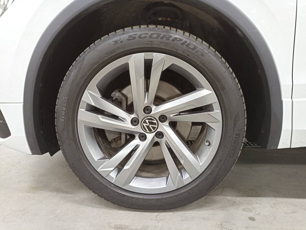 Volkswagen Tiguan, 2021 Фото №18
