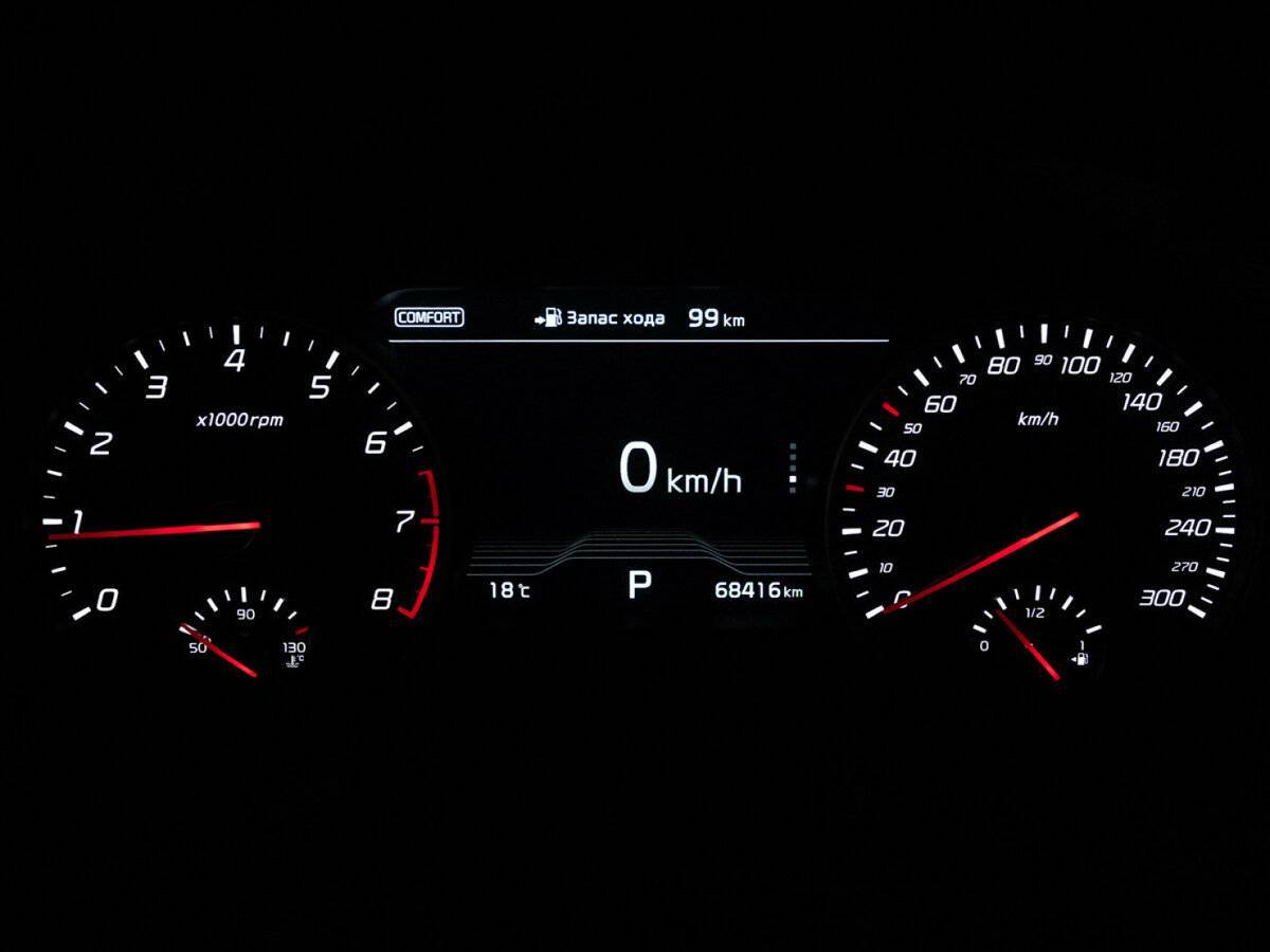 Kia Stinger, 2018 Фото №12