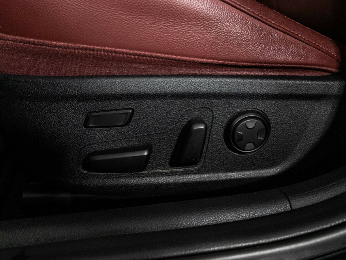 Kia Stinger, 2018 Фото №17