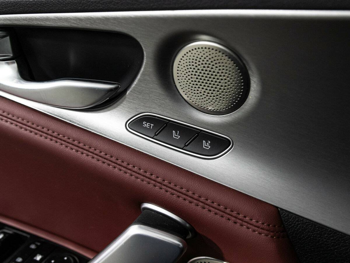 Kia Stinger, 2018 Фото №18