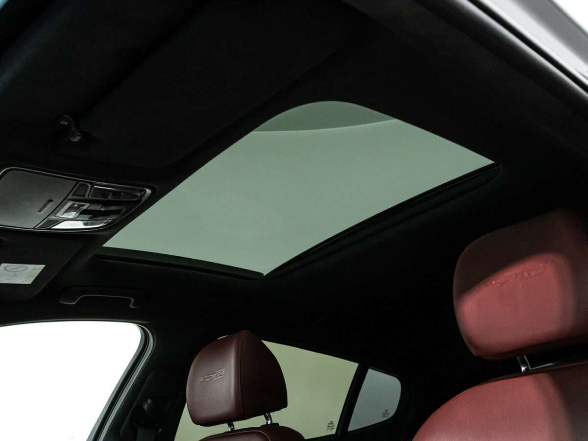 Kia Stinger, 2018 Фото №24