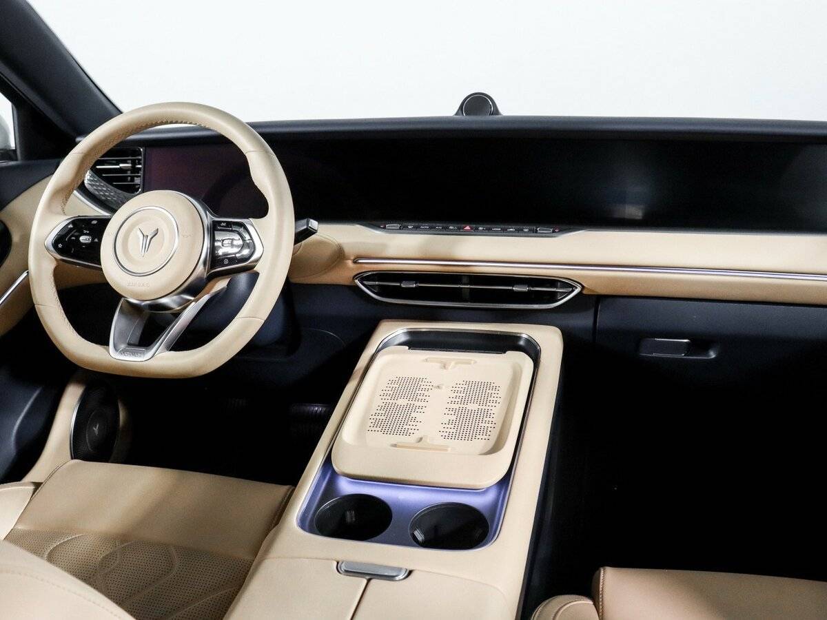 Voyah Free, 2023 Фото №12