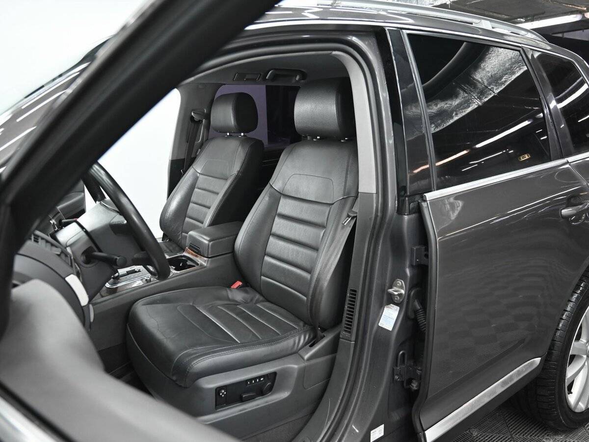 Volkswagen Touareg, 2010 - 174 000 км. | Фото №6