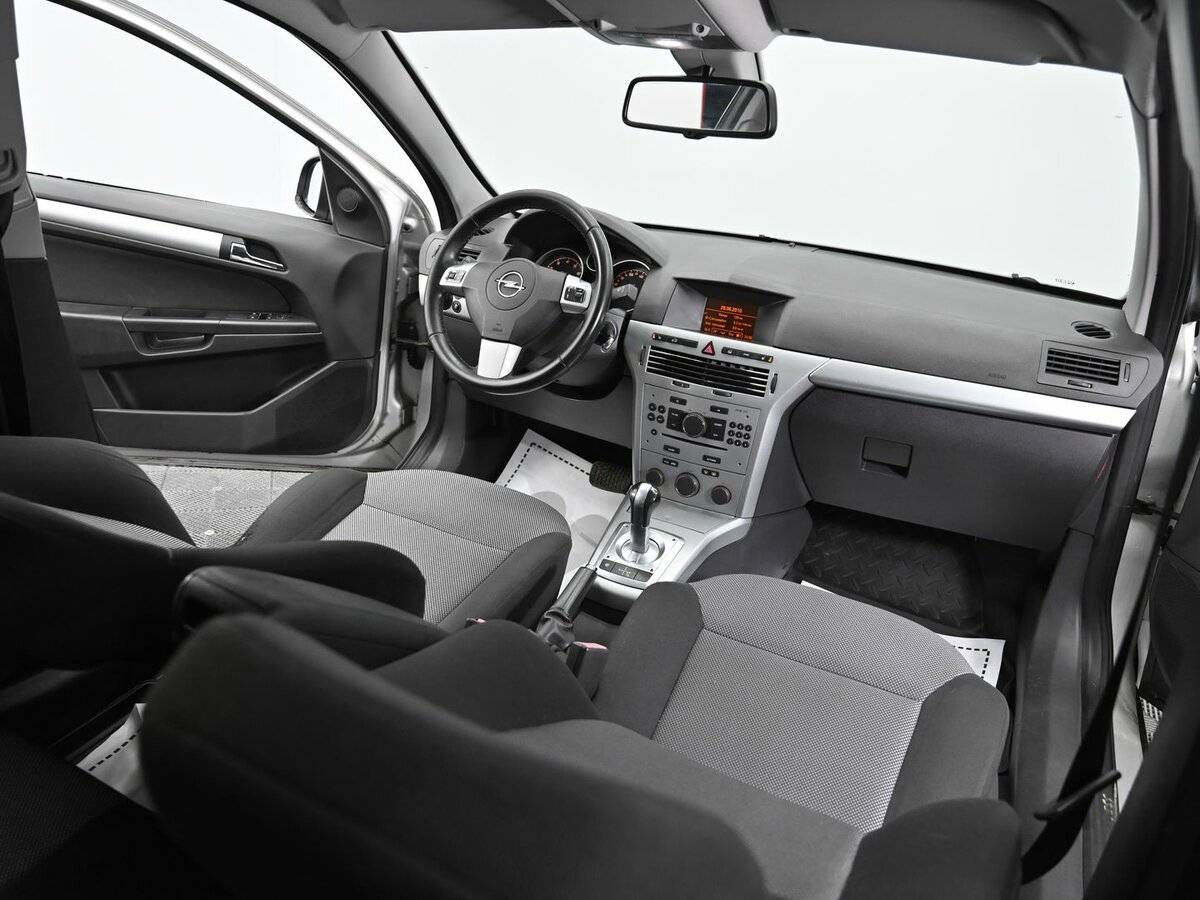 Opel Astra, 2010 Фото №13