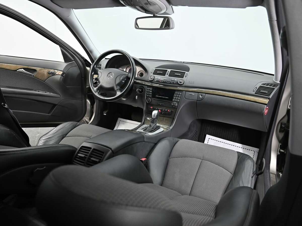 Mercedes-Benz E-Класс 200, 2004 Фото №14