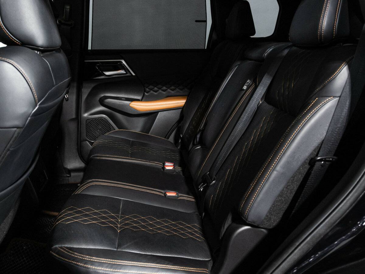 Mitsubishi Outlander, 2023 Фото №10