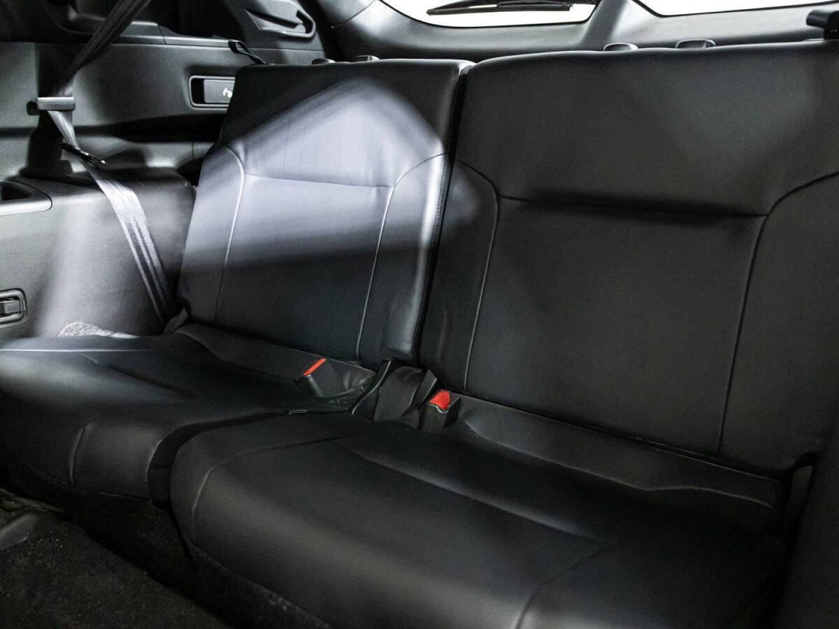 Mitsubishi Outlander, 2023 Фото №17