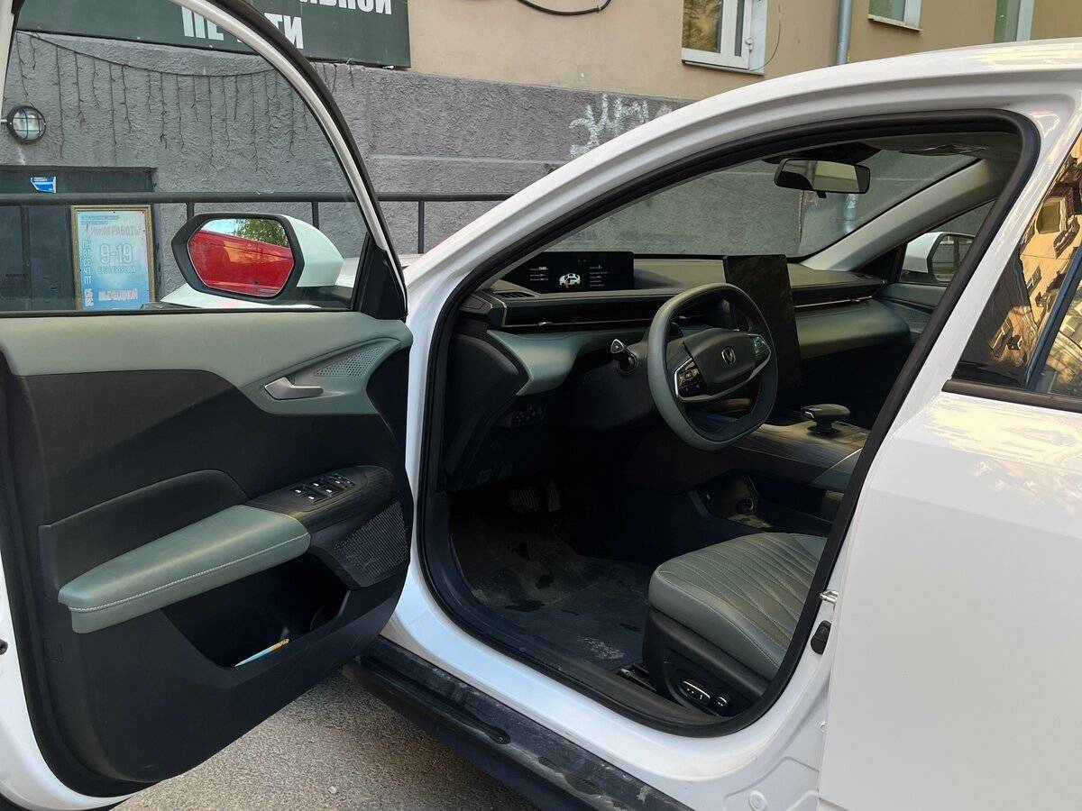 Changan Lamore, 2023 Фото №17