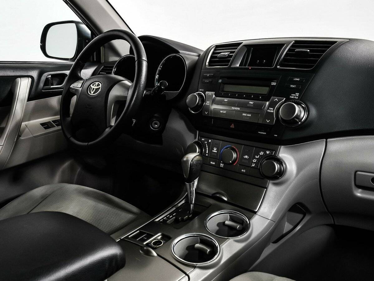 Toyota Highlander, 2010 Фото №9