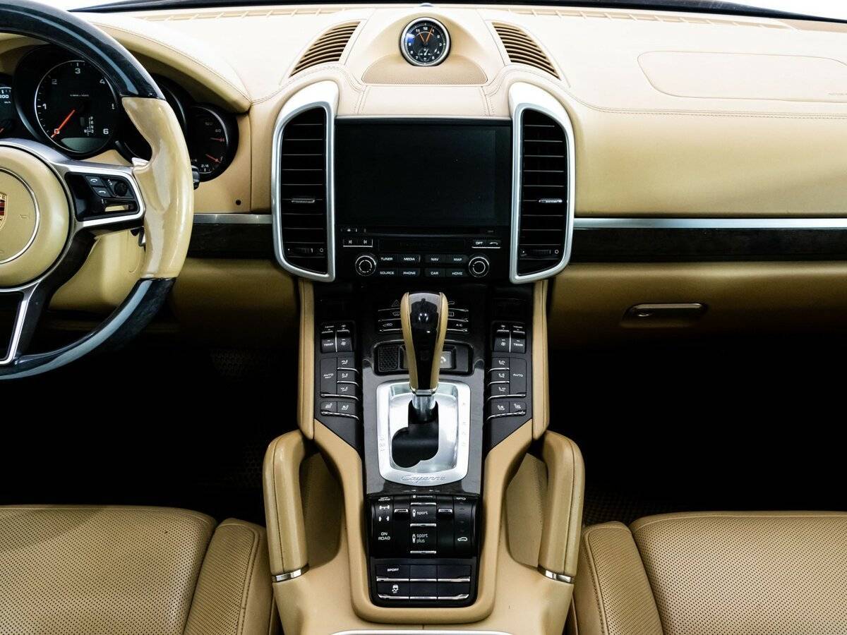 Porsche Cayenne Diesel, 2016 Фото №11